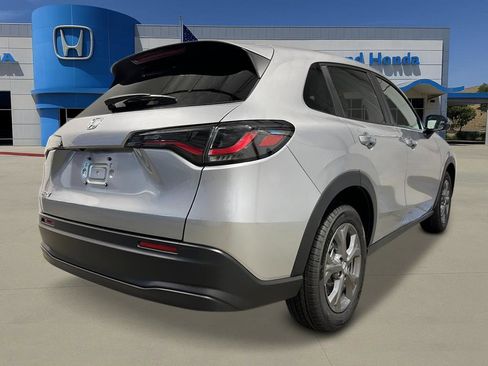 New 2026 Honda HR-V LX image 5