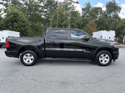 Used 2025 RAM 1500 Big Horn RWD image 9