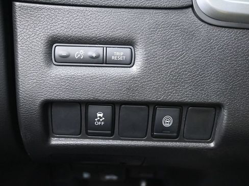Used 2023 Nissan Murano S AWD/4WD image 22