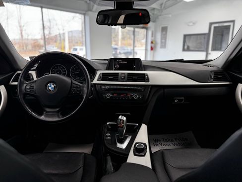 Used 2015 BMW 320i xDrive Sedan image 22