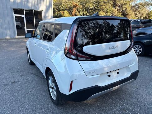 Used 2024 Kia Soul LX w/ Option Group 015 image 7