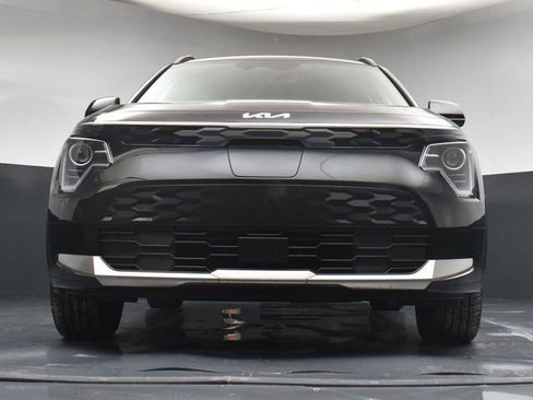 Certified 2025 Kia Niro Wind image 30