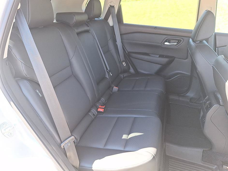 Certified 2023 Nissan Rogue SV w/ SV Premium B Package FWD image 22