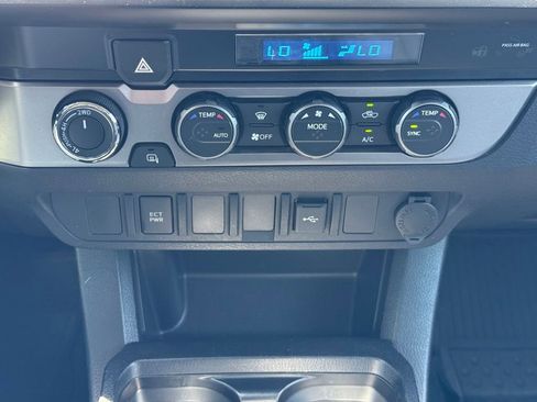 Certified 2021 Toyota Tacoma SR AWD/4WD image 24