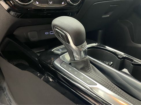 Certified 2024 Chevrolet Trax ACTIV w/ Sunroof Package FWD image 11