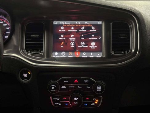 Used 2019 Dodge Charger Scat Pack w/ Dynamics Package RWD image 25