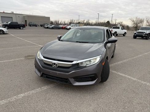 Used 2016 Honda Civic EX image 18