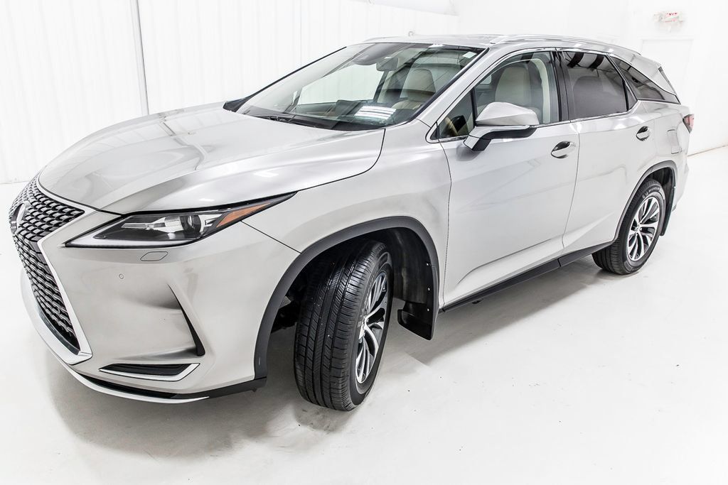 Used 2021 Lexus RX 350L Premium w/ Premium Package AWD/4WD image 2