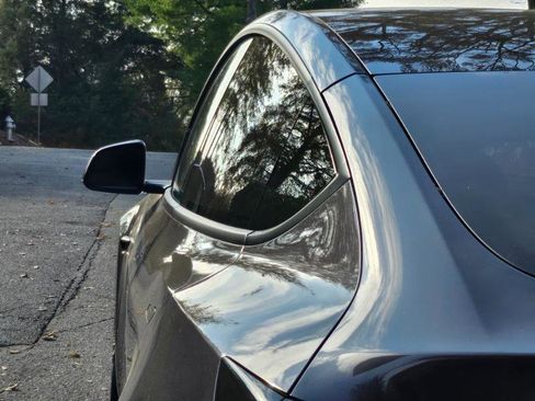 Used 2024 Tesla Model Y Long Range image 15