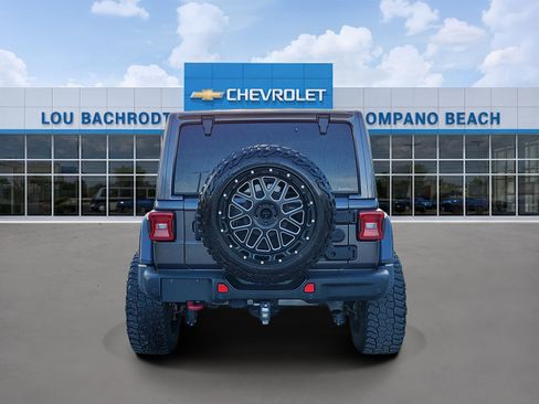 Used 2021 Jeep Wrangler Unlimited Rubicon AWD/4WD image 4