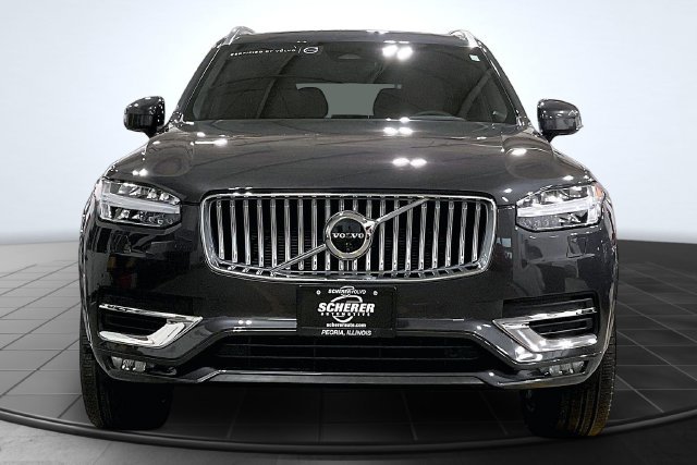 Certified 2024 Volvo XC90 B5 Plus w/ Protection Package AWD/4WD image 4