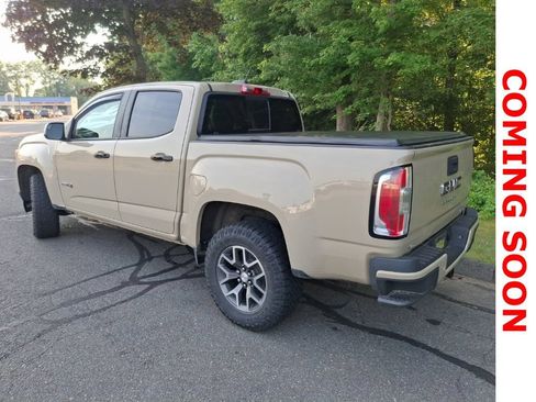 Used 2022 GMC Canyon AT4 w/ Driver Alert Package AWD/4WD image 8