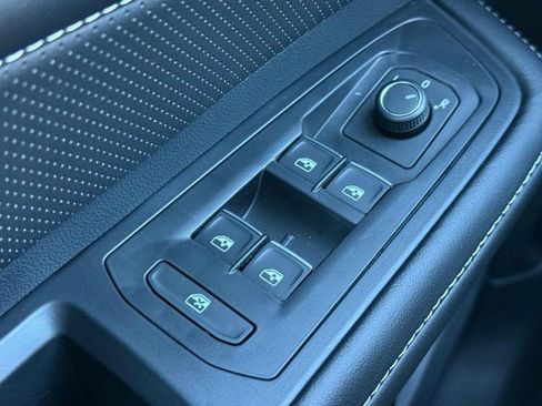 New 2026 Volkswagen Atlas SE image 16