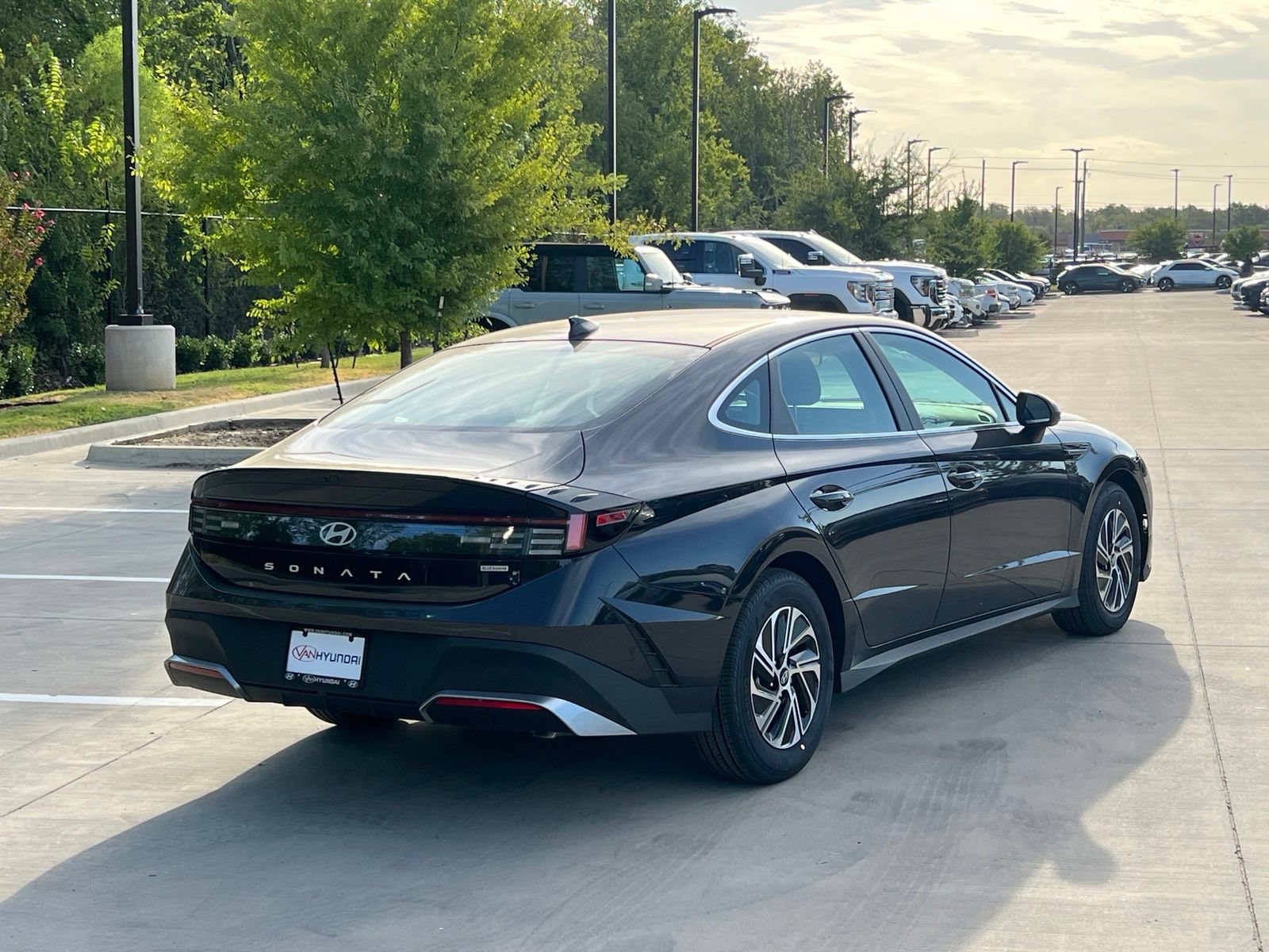 New 2026 Hyundai Sonata Blue FWD image 11