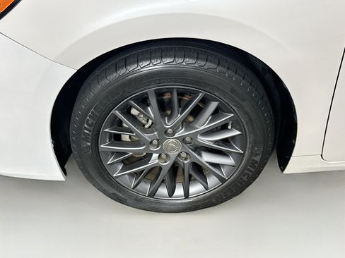 Used 2018 Lexus ES 350 w/ Premier Package FWD image 11