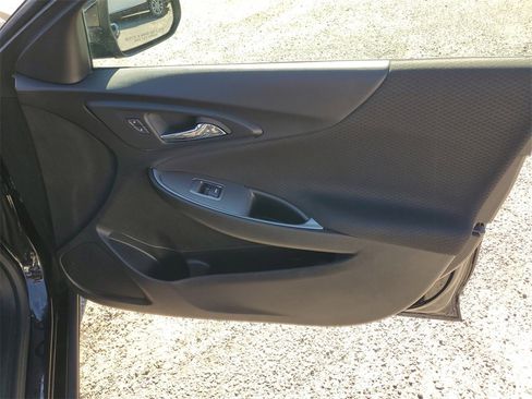 Used 2024 Chevrolet Malibu LT image 35