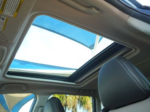 Used 2020 Subaru Forester Premium image 24