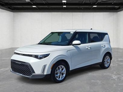 Certified 2023 Kia Soul LX w/ Option Group 015