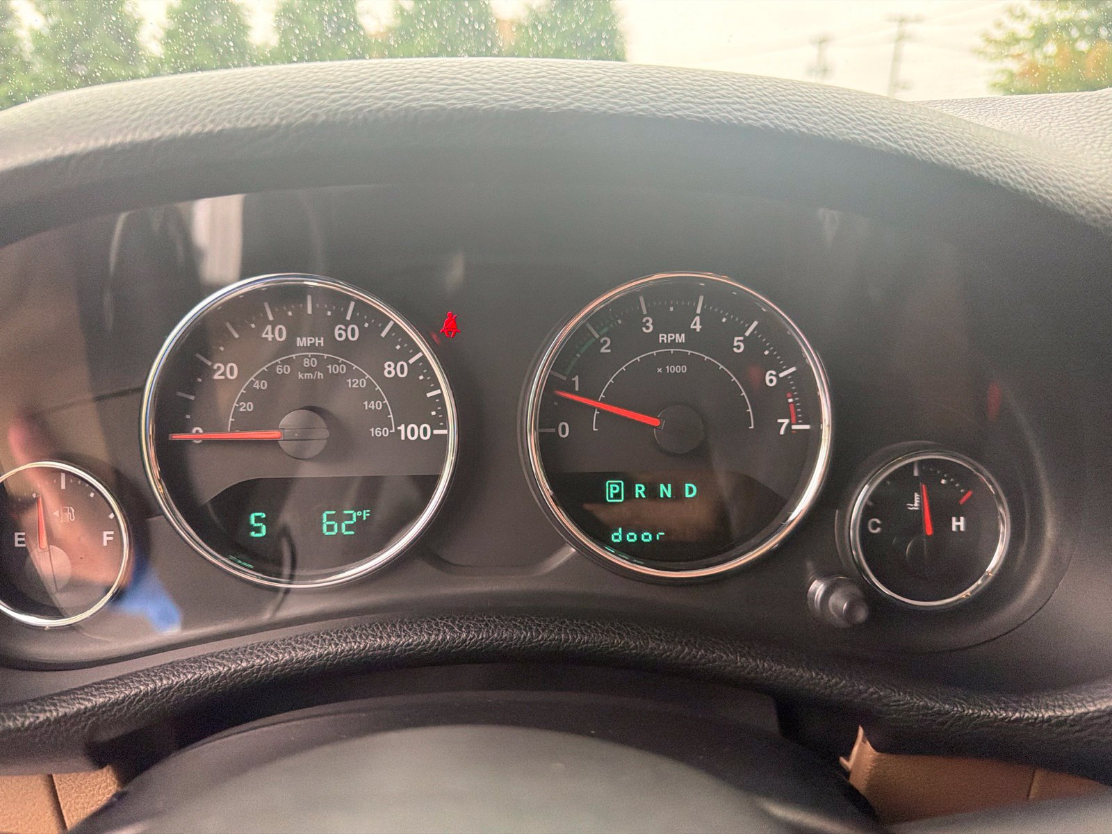 Used 2013 Jeep Wrangler Unlimited Sahara w/ Mopar Chrome Edition Group AWD/4WD image 12