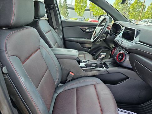 Used 2022 Chevrolet Blazer RS w/ Enhanced Convenience Package image 11