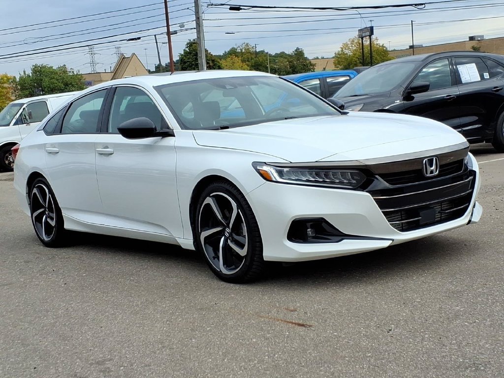 Used 2022 Honda Accord Sport image 7