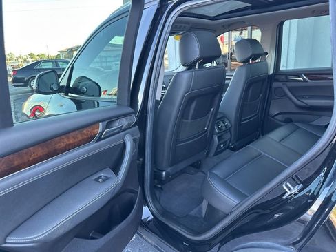 Used 2017 BMW X3 sDrive28i image 11