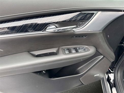 New 2025 Cadillac XT6 Premium Luxury w/ Technology Package image 17