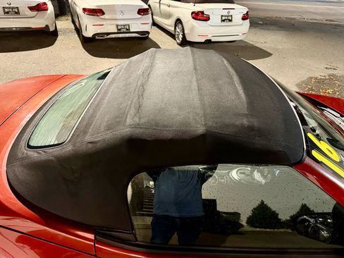 Used 2016 Nissan 370Z Roadster image 37