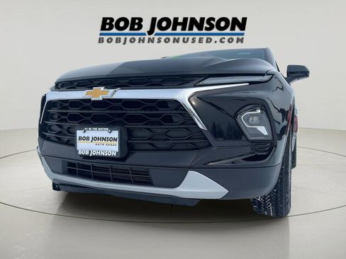Used 2023 Chevrolet Blazer LT w/ Convenience Package image 9
