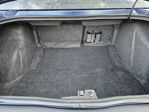 Used 2013 Dodge Challenger R/T image 11