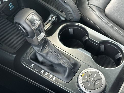 New 2025 Ford Bronco Badlands image 22