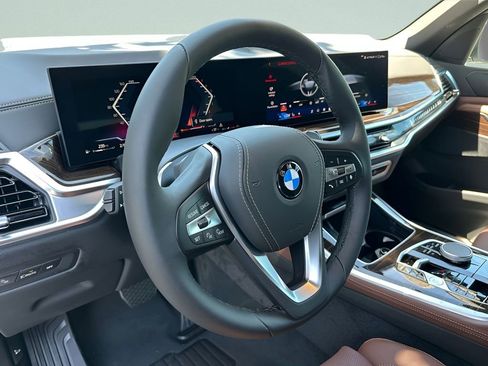New 2026 BMW X5 sDrive40i image 13