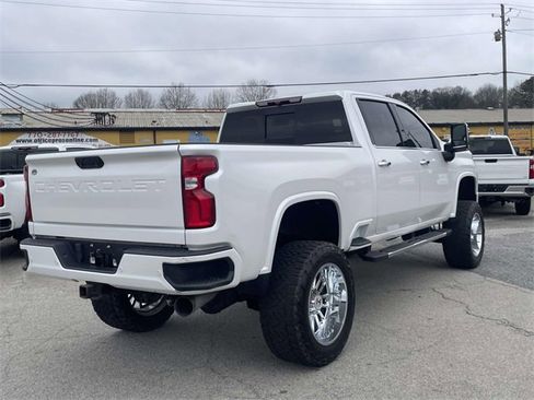 Used 2022 Chevrolet Silverado 2500 LTZ w/ LTZ Plus Package image 3