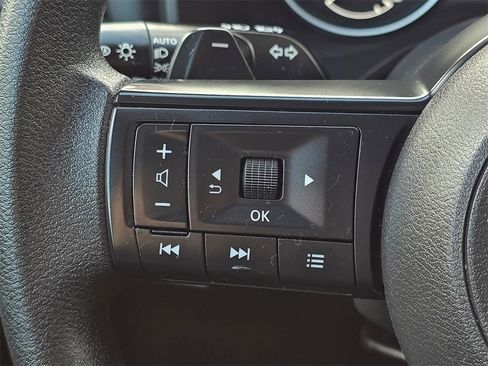 Certified 2024 Nissan Rogue S image 19