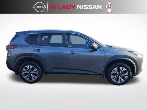 Used 2023 Nissan Rogue SV w/ SV Premium B Package image 7