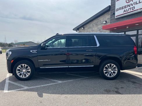 Used 2021 GMC Yukon XL Denali image 7