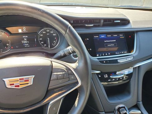 Certified 2024 Cadillac XT5 Premium Luxury w/ LPO, Floor Liner Package image 28