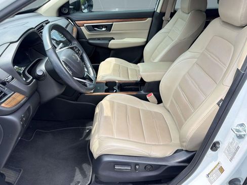 Used 2022 Honda CR-V Touring image 5