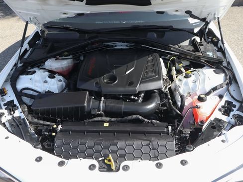 Used 2019 Alfa Romeo Giulia RWD image 11