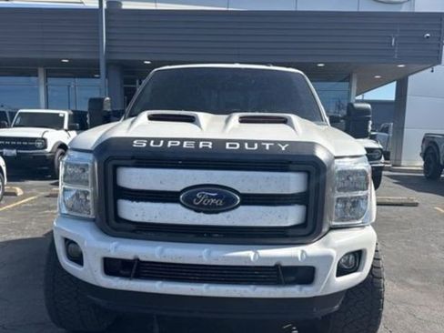 Used 2015 Ford F250 Lariat w/ Lariat Ultimate Package AWD/4WD image 9
