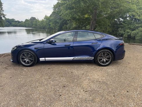 Used 2022 Tesla Model S Plaid AWD/4WD image 10
