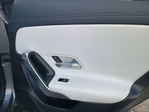 Used 2020 Mercedes-Benz CLA 250 CLA 250 image 20