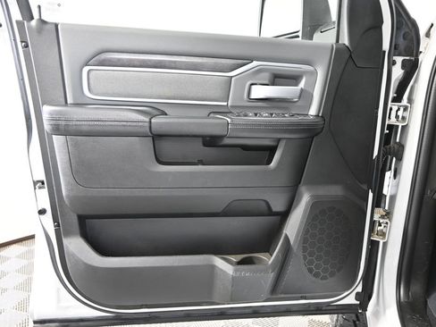 Used 2023 RAM 2500 Big Horn w/ Level 1 Equipment Group AWD/4WD image 18