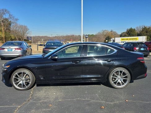 Used 2023 Genesis G70 2.0T image 7