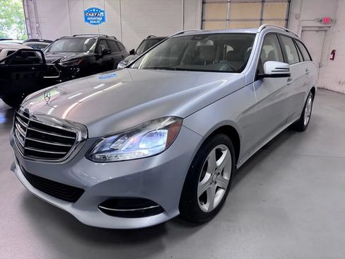 Used 2014 Mercedes-Benz E 350 4MATIC Wagon image 7