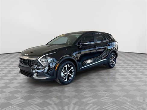 Used 2024 Kia Sportage EX image 6