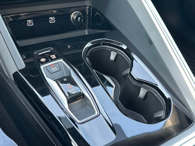 Certified 2025 Audi Q5 Premium AWD/4WD image 32