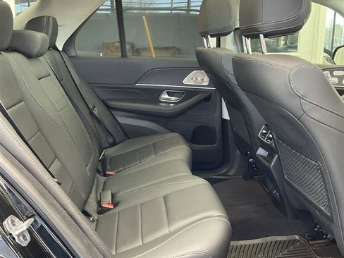 Used 2024 Mercedes-Benz GLE 450 4MATIC image 21