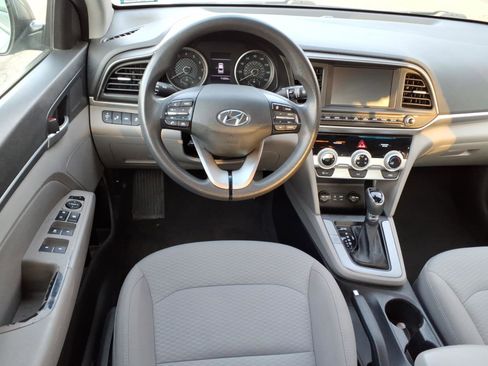 Used 2019 Hyundai Elantra SEL FWD image 6