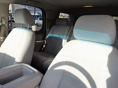 Used 2007 Chevrolet Tahoe LS image 16